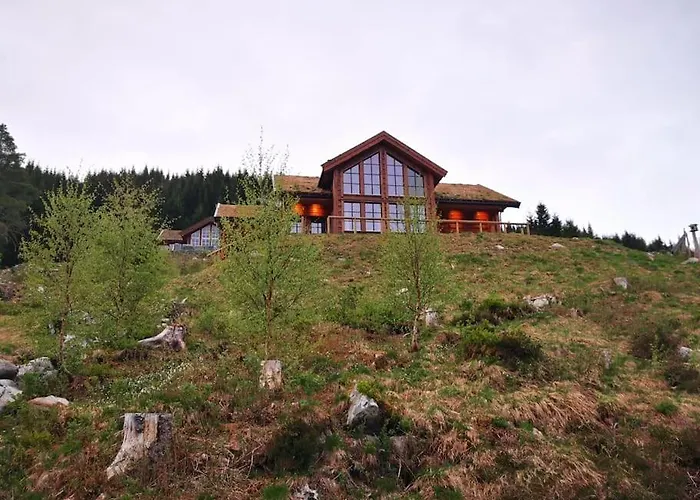 Cabin In Beautiful Surroundings At Harpefossen