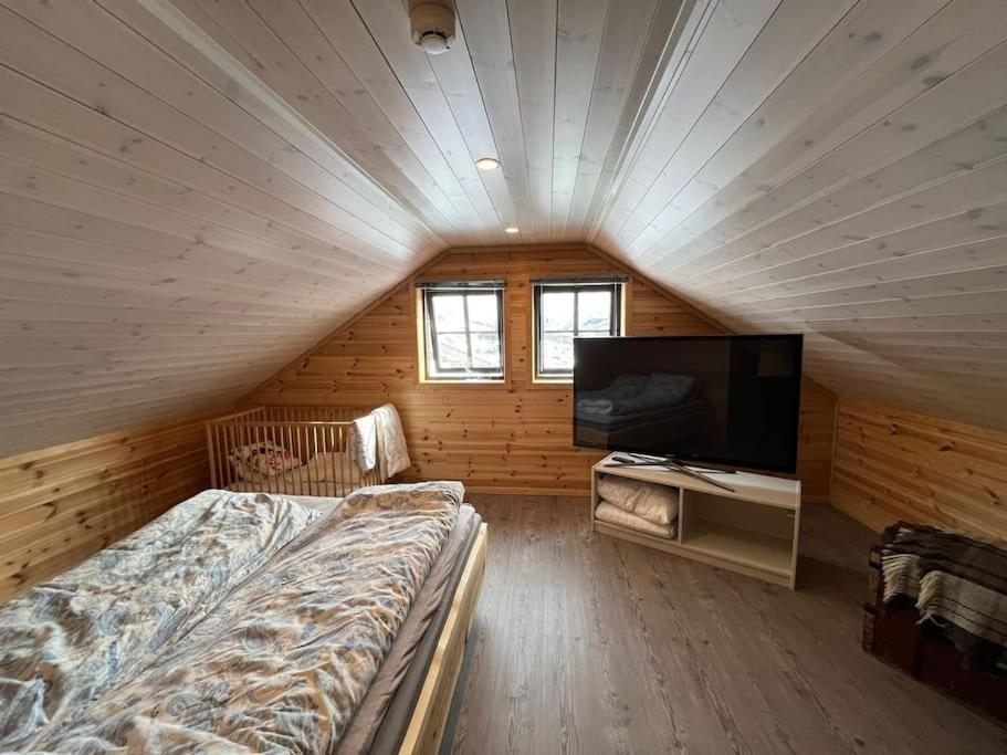 Vakantiehuis In Beautiful Surroundings At Harpefossen *