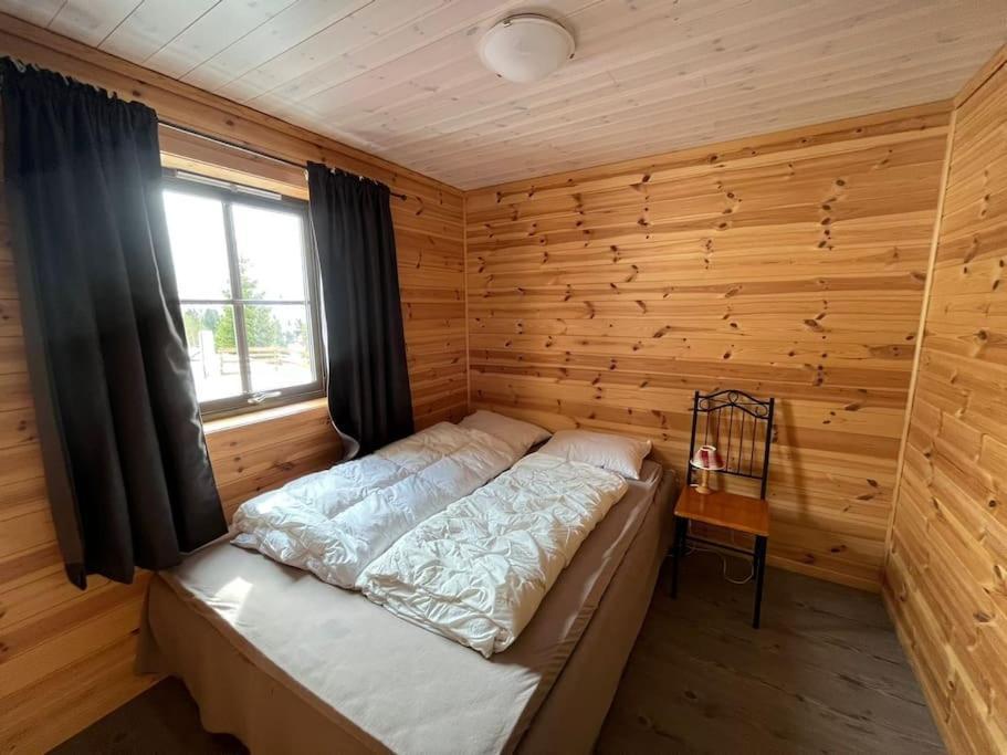 Vakantiehuis In Beautiful Surroundings At Harpefossen *